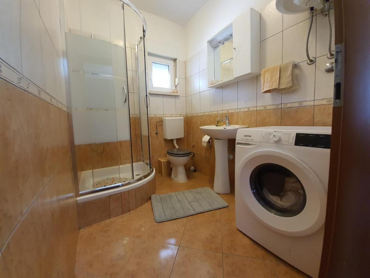 Apartment Andric Каштела Екстер'єр фото