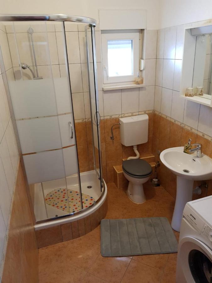 Apartment Andric Каштела Екстер'єр фото