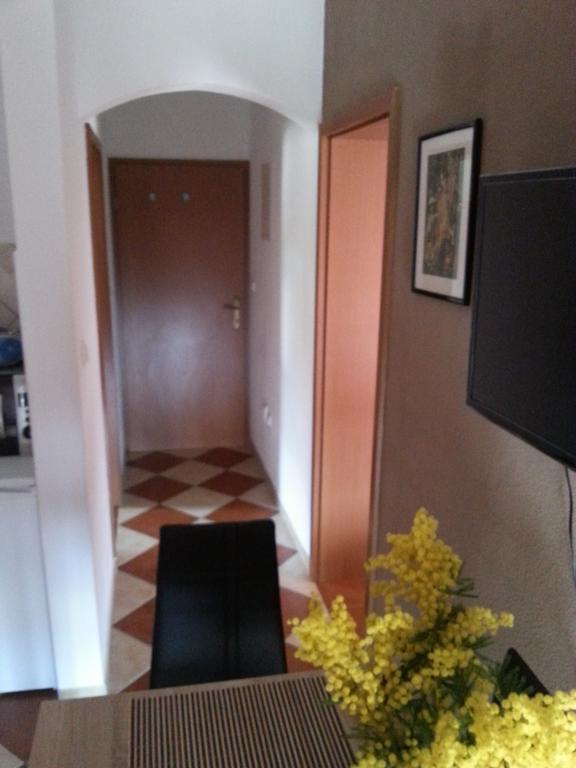 Apartment Andric Каштела Екстер'єр фото